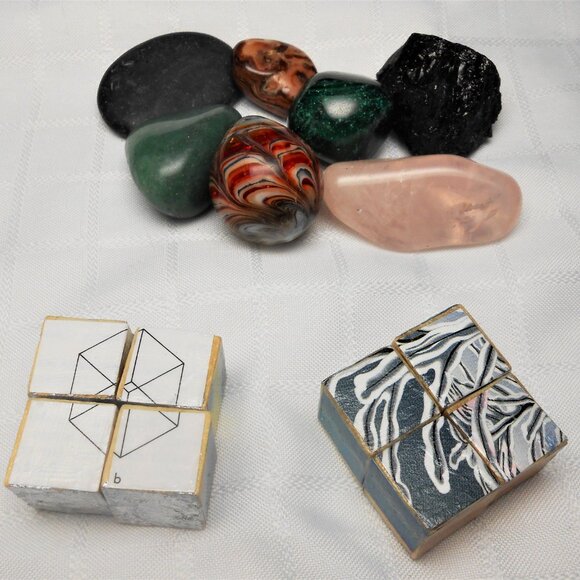 No.7 Mini 10-sided puzzle with 8 collages pieces - Picture 3 of 3